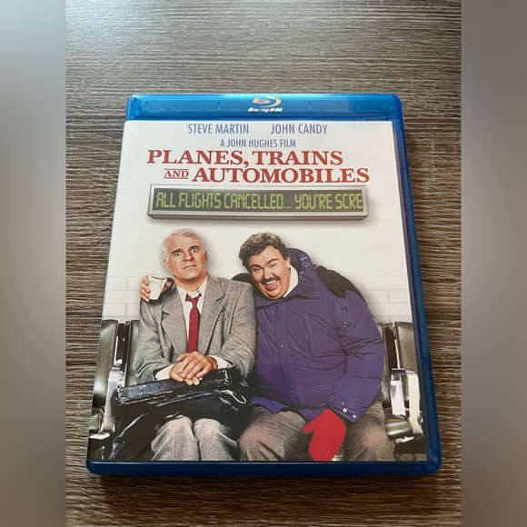 📀 3/$15 or 4/$20 📀 Planes, Trains and Automobiles Bluray - Picture 1 of 3
